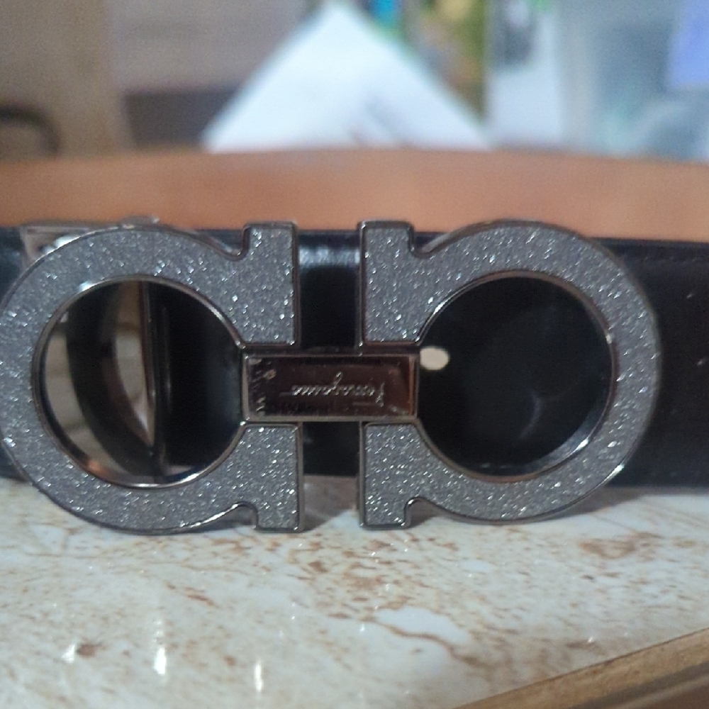 Salvatore Ferragamo Black Leather Belt with Silver Sparkle Gancini Buckle